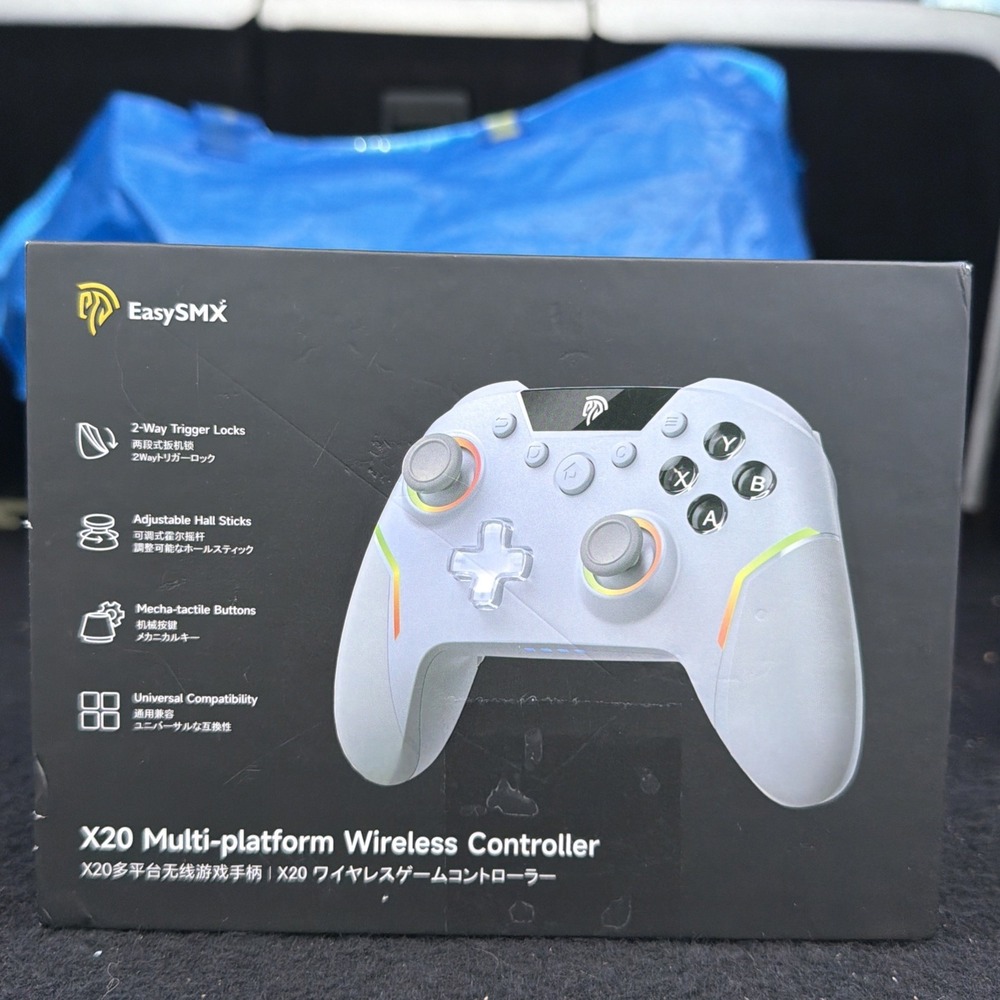 EasySMX X20 Wireless Gaming Controller White - Hall Effect Sticks - New & Unused